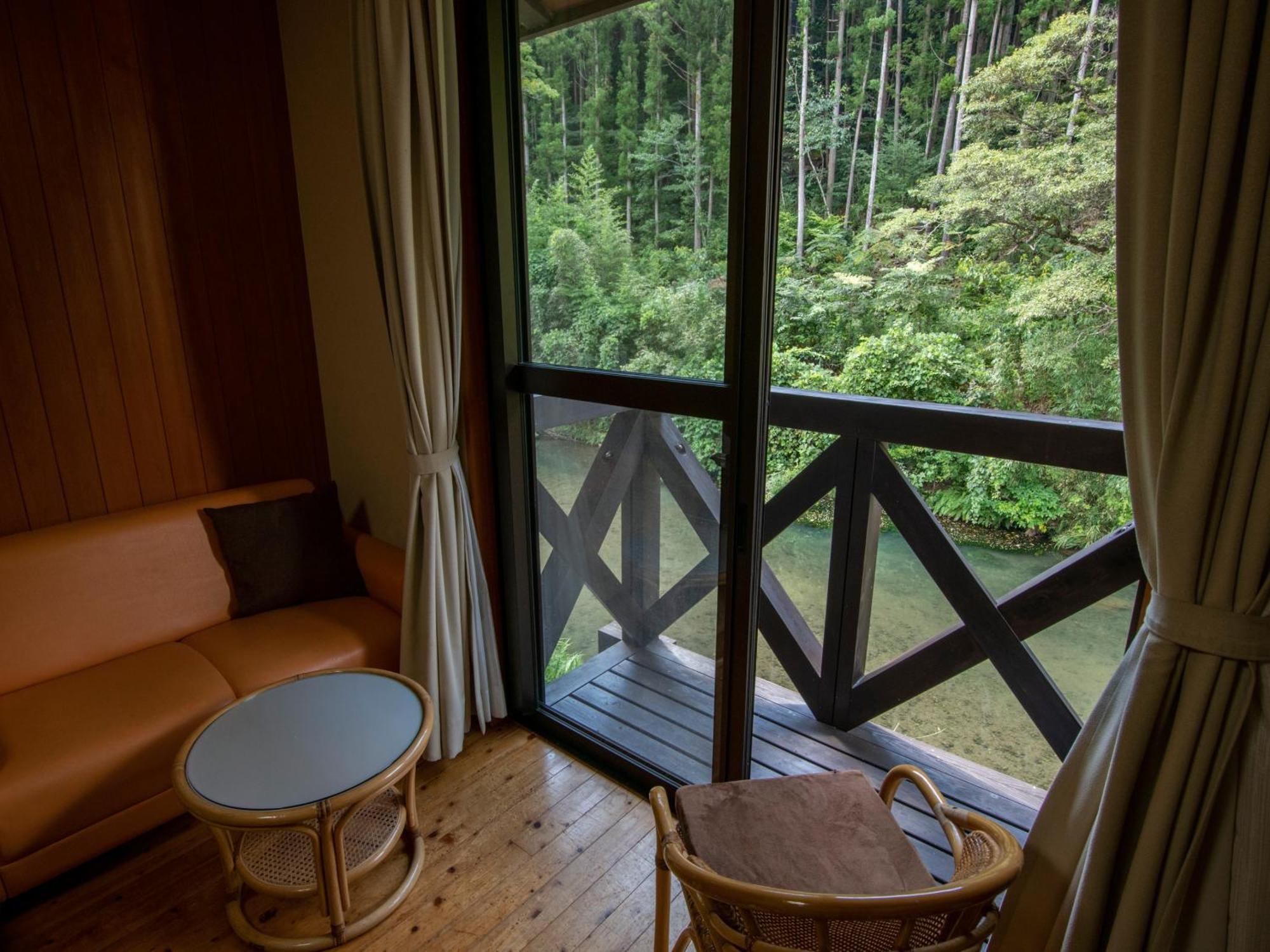 宝泉坊ロッジ Lodge *
