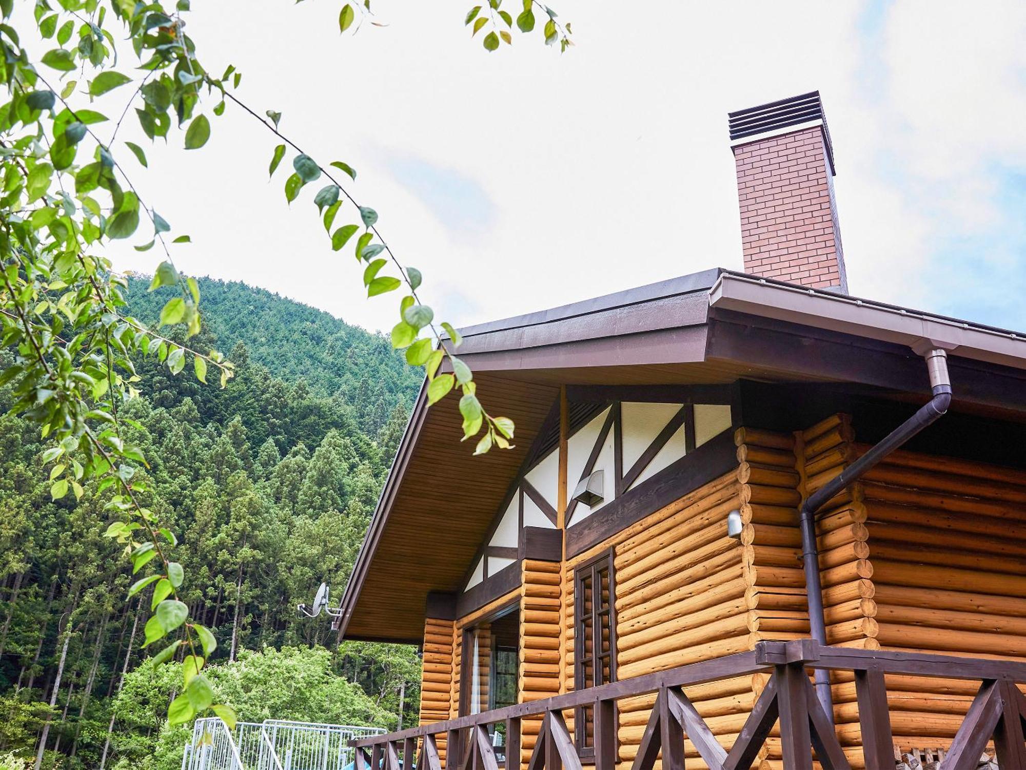 宝泉坊ロッジ Lodge Kihoku (Ehime)