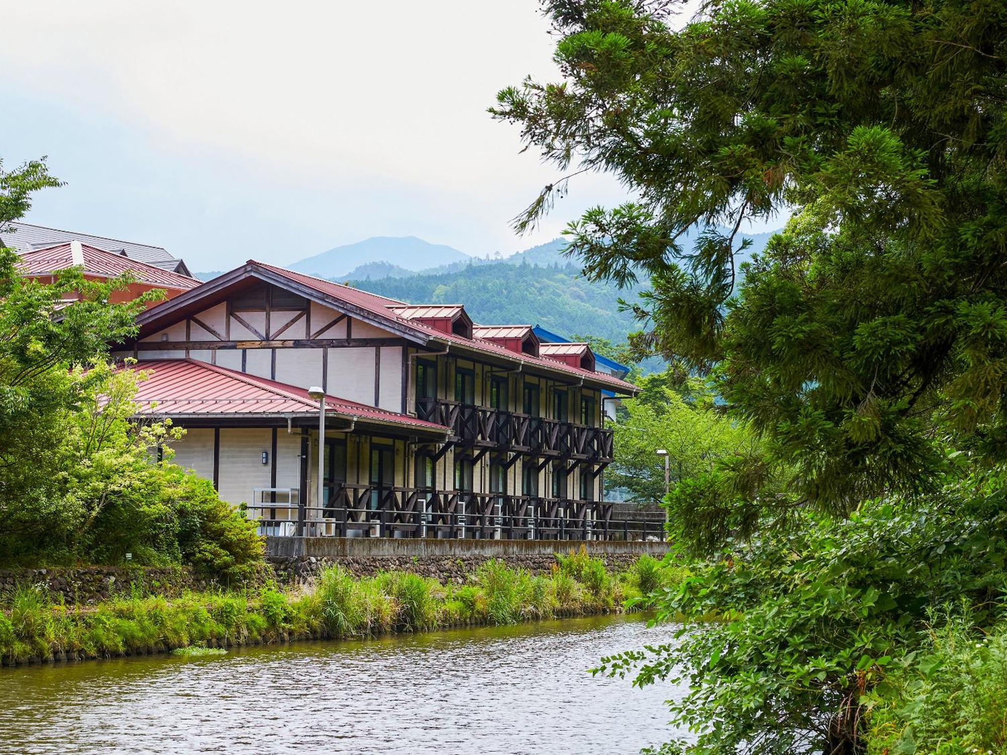 Lodge 宝泉坊ロッジ *